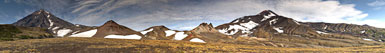 Камчатка. Панорама Корякского и Авачинского вулканов
